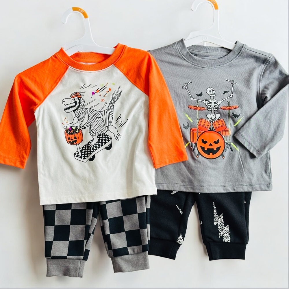 Cat & Jack Long Sleeve Halloween Graphic T-Shirt and Fleece Jogger Pants Sets
